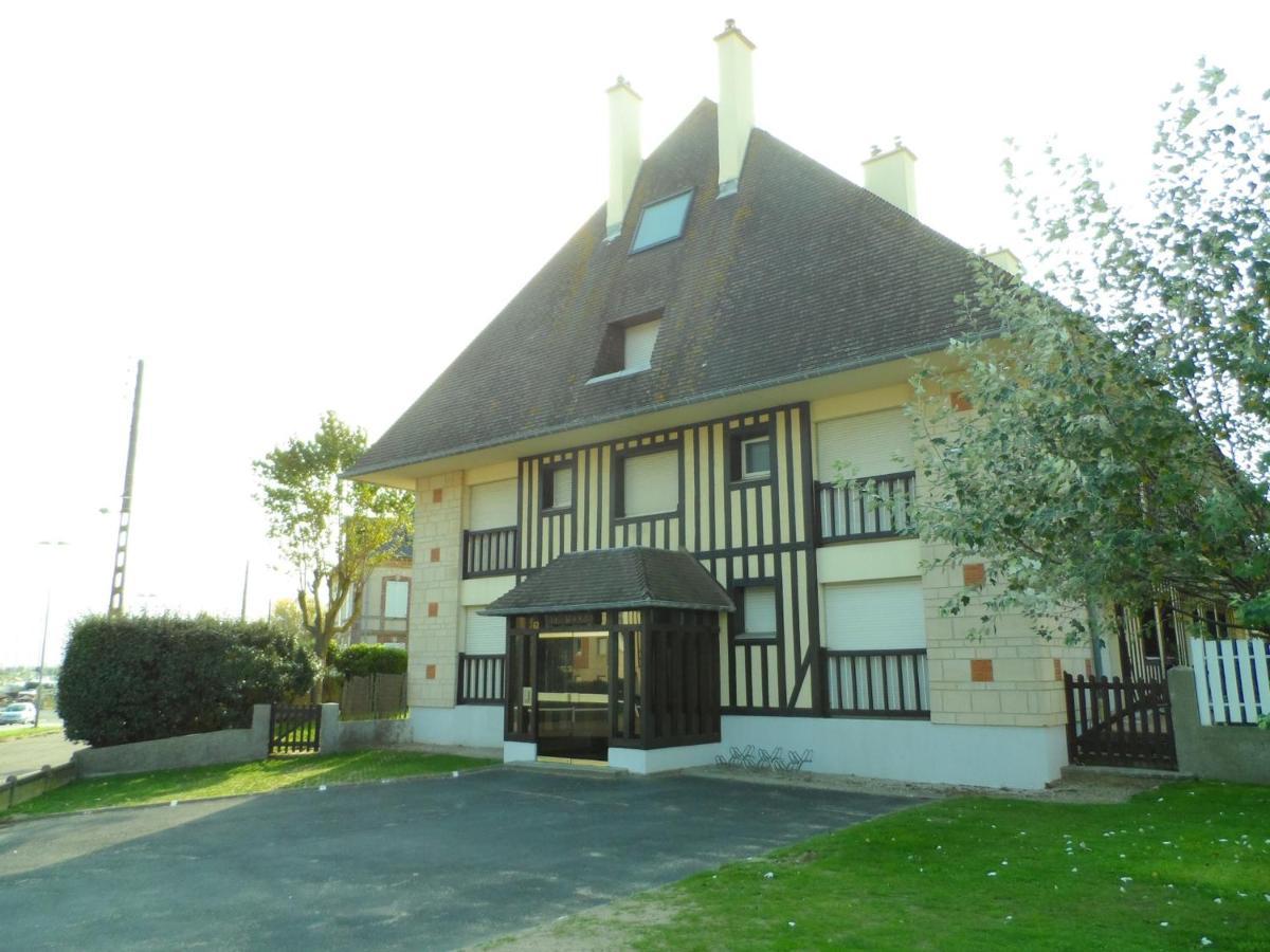 Appartement Confortable 2P Proche Plage Avec Parking Et Internet A Cabourg - Fr-1-487-302 エクステリア 写真
